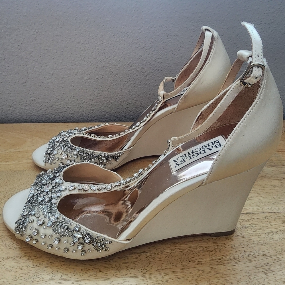 Badgley Mischka Sarah Embellished Wedge Evening Shoe Womens Sz 9 - Picture 5 of 10